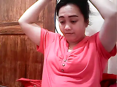 Snapshot of Pinay_Chubby20 chatting on February 25, 2026, 12:27 pm Pinay Chubby20 online show from February 25, 2026, 12:27 pm