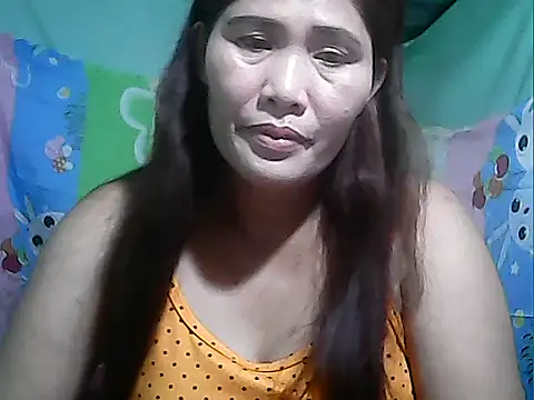 Snapshot of Juicy_69xx chatting on October 31, 2025, 10:56 am Juicy 69xx online show from October 31, 2025, 10:56 am