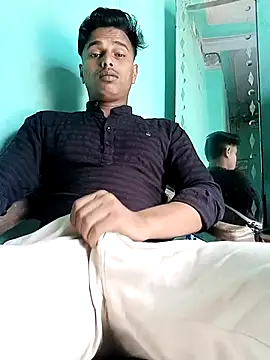 Snapshot of Asish_007 chatting on September 13, 2025, 4:01 am Asish 007 online show from September 13, 2025, 4:01 am