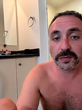 cloudymatt online show from October 28, 2025, 6:18 pm