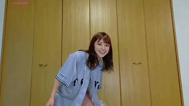 Snapshot of rikachan_perfect chatting on March 18, 2026, 3:13 pm rikachan perfect online show from March 18, 2026, 3:13 pm