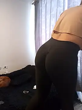 Fernandar2025 online show from January 17, 2026, 3:04 pm