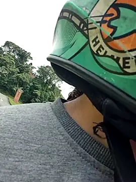 Fernandar2025 online show from December 22, 2025, 2:39 pm