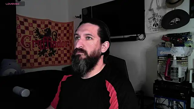 DevilPup75  online show from April 4, 2026, 4:08 am