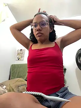 Valen1800 online show from April 17, 2026, 8:55 pm