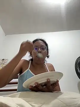 Valen1800 online show from April 9, 2026, 1:40 am