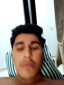 Snapshot of HarryChoudhary21 chatting on October 12, 2025, 6:31 pm HarryChoudhary21 online show from October 12, 2025, 6:31 pm