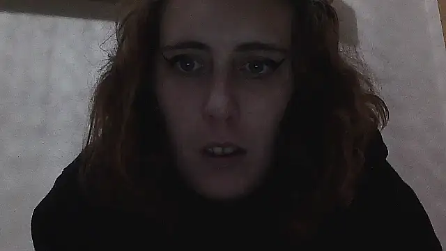 laxinna123 online show from November 22, 2025, 8:08 pm