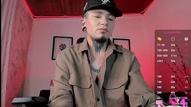 Snapshot of tyler_jones_ chatting on October 9, 2025, 4:24 am tyler jones online show from October 9, 2025, 4:24 am