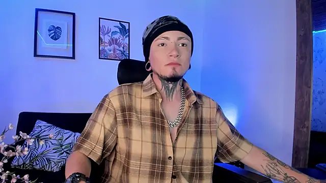 Snapshot of tyler_jones_ chatting on September 16, 2025, 4:24 am tyler jones online show from September 16, 2025, 4:24 am