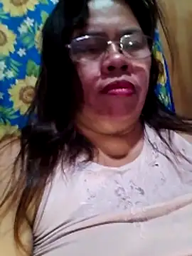 Huge mama69 online show from February 26, 2026, 9:37 pm