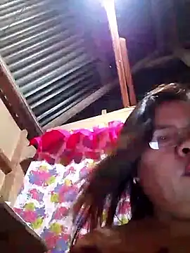 Snapshot of Huge_mama69 chatting on October 2, 2025, 3:04 pm Huge mama69 online show from October 2, 2025, 3:04 pm