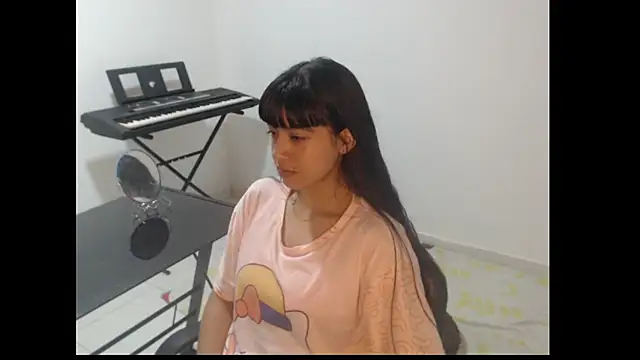 meganmiauu online show from April 8, 2026, 4:25 am