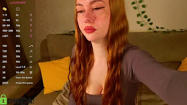 Snapshot of Roxy_Sunnny chatting on November 13, 2025, 9:24 am Roxy Sunnny online show from November 13, 2025, 9:24 am