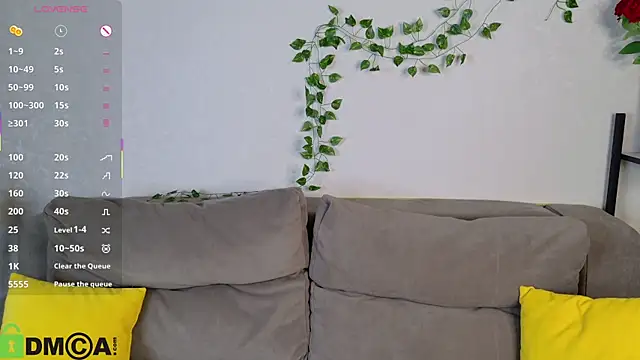 Snapshot of Roxy_Sunnny chatting on October 27, 2025, 9:32 am Roxy Sunnny online show from October 27, 2025, 9:32 am