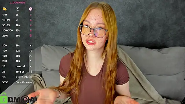 Snapshot of Roxy_Sunnny chatting on September 27, 2025, 8:31 am Roxy Sunnny online show from September 27, 2025, 8:31 am