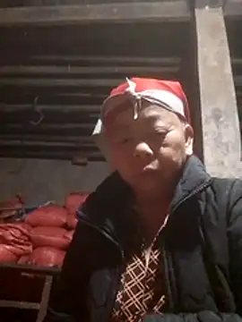 Snapshot of VangLe73 chatting on November 23, 2025, 8:08 pm VangLe73 online show from November 23, 2025, 8:08 pm