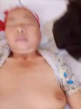 Snapshot of VangLe73 chatting on October 18, 2025, 6:26 am VangLe73 online show from October 18, 2025, 6:26 am