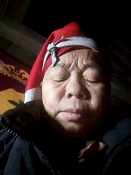 Snapshot of VangLe73 chatting on November 30, 2025, 9:48 pm VangLe73 online show from November 30, 2025, 9:48 pm