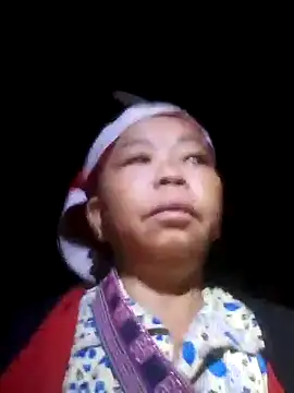 Snapshot of VangLe73 chatting on October 13, 2025, 10:21 pm VangLe73 online show from October 13, 2025, 10:21 pm