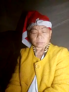 Snapshot of VangLe73 chatting on October 21, 2025, 10:53 pm VangLe73 online show from October 21, 2025, 10:53 pm