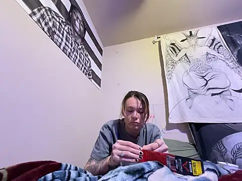 bratlipss online show from February 5, 2026, 9:49 am