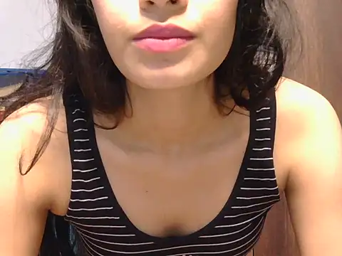 Snapshot of Tanvi_Angel chatting on January 14, 2026, 2:53 pm Tanvi Angel online show from January 14, 2026, 2:53 pm