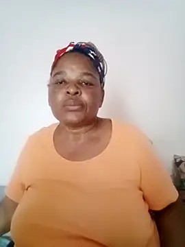 Love-Racheal75 online show from November 28, 2025, 3:34 pm