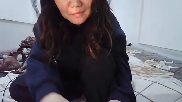 sakuradelreina online show from March 13, 2026, 5:40 pm