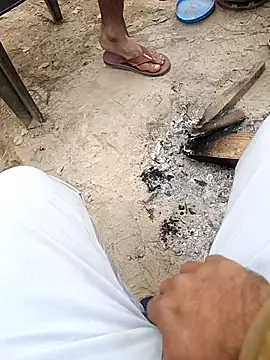 Snapshot of hard_boy9455 chatting on January 11, 2026, 4:52 am hard boy9455 online show from January 11, 2026, 4:52 am