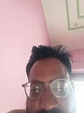 Snapshot of hard_boy9455 chatting on December 21, 2025, 2:35 am hard boy9455 online show from December 21, 2025, 2:35 am