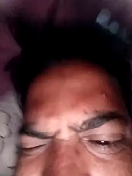 Snapshot of hard_boy9455 chatting on December 22, 2025, 1:39 am hard boy9455 online show from December 22, 2025, 1:39 am