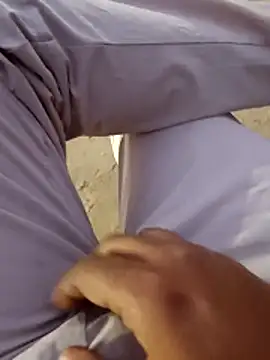 hard boy9455 online show from April 12, 2026, 1:36 pm