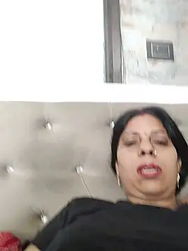 Snapshot of Soniya_Roy chatting on June 14, 2026, 8:15 am Soniya Roy online show from June 14, 2026, 8:15 am
