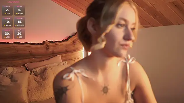 Nerissa xo online show from November 14, 2025, 8:12 pm