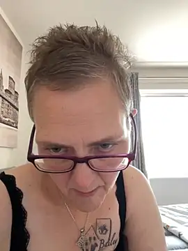 Curvy-Jinx online show from September 23, 2025, 7:37 am