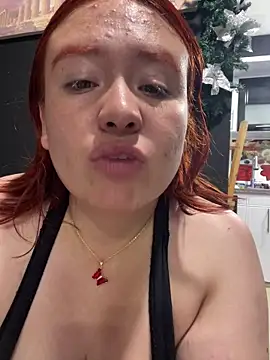 Snapshot of AliaMiller_ chatting on December 15, 2025, 1:17 pm AliaMiller online show from December 15, 2025, 1:17 pm