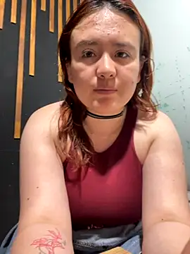 Snapshot of AliaMiller_ chatting on November 8, 2025, 3:04 pm AliaMiller online show from November 8, 2025, 3:04 pm