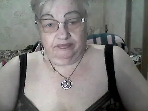 Snapshot of NatalieNorth chatting on November 18, 2025, 10:13 pm NatalieNorth online show from November 18, 2025, 10:13 pm