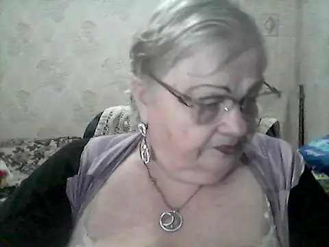 NatalieNorth online show from December 22, 2025, 10:10 pm