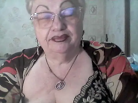NatalieNorth online show from April 17, 2026, 7:49 pm