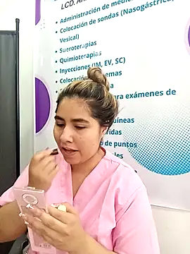 Snapshot of SUSY__06 chatting on May 6, 2026, 12:42 pm SUSY 06 online show from May 6, 2026, 12:42 pm