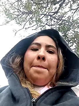 Snapshot of SUSY__06 chatting on June 1, 2026, 2:28 pm SUSY 06 online show from June 1, 2026, 2:28 pm