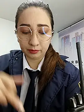 Snapshot of SUSY__06 chatting on November 17, 2025, 11:03 am SUSY 06 online show from November 17, 2025, 11:03 am