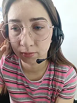 Snapshot of SUSY__06 chatting on October 15, 2025, 12:13 pm SUSY 06 online show from October 15, 2025, 12:13 pm