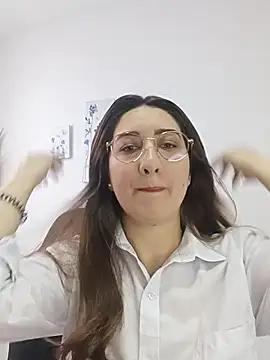 Snapshot of SUSY__06 chatting on October 17, 2025, 12:07 pm SUSY 06 online show from October 17, 2025, 12:07 pm