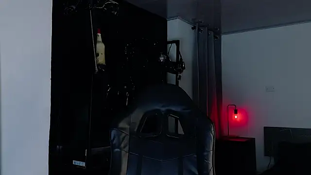 Snapshot of Angelabl0odborne chatting on December 17, 2025, 8:14 pm Angelabl0odborne online show from December 17, 2025, 8:14 pm