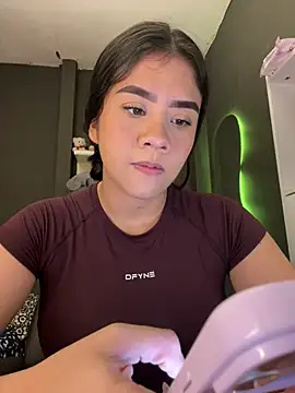 Snapshot of alhaana_ chatting on February 6, 2026, 11:12 pm alhaana online show from February 6, 2026, 11:12 pm