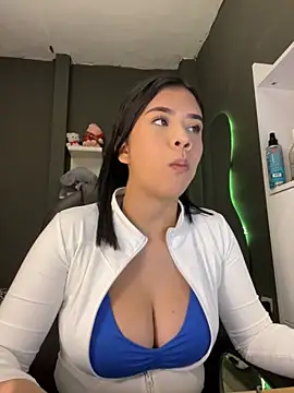 Snapshot of alhaana_ chatting on February 12, 2026, 10:20 pm alhaana online show from February 12, 2026, 10:20 pm