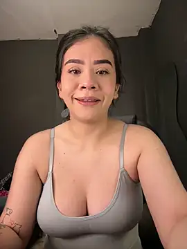 Snapshot of alhaana_ chatting on April 18, 2026, 9:04 pm alhaana online show from April 18, 2026, 9:04 pm